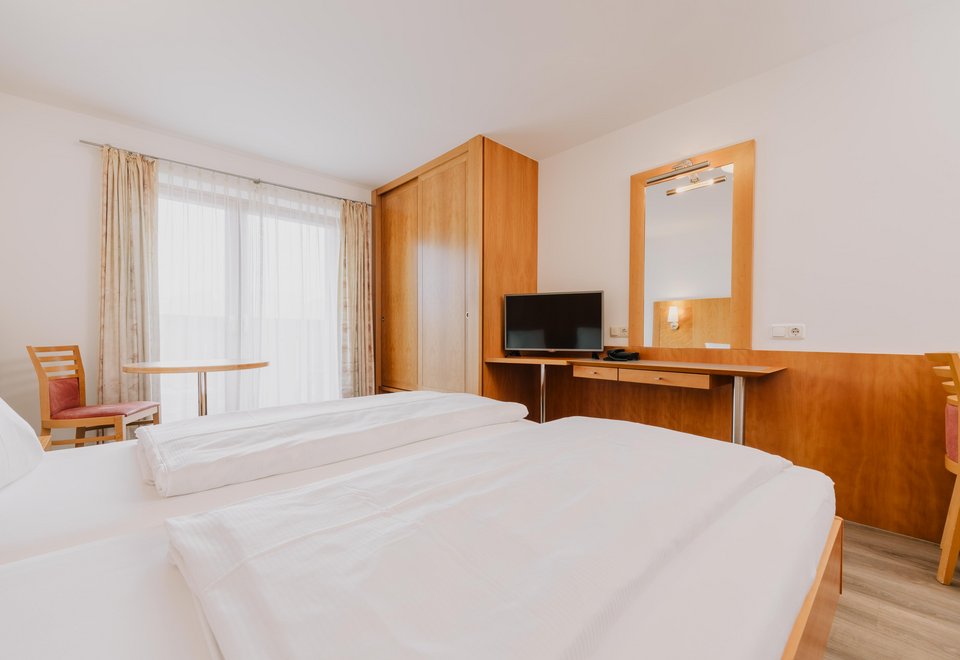 Details zu Doppelzimmer B ansehen